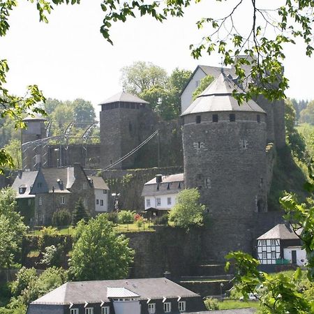 Burgapartment Esselsturm Monschau Buitenkant foto